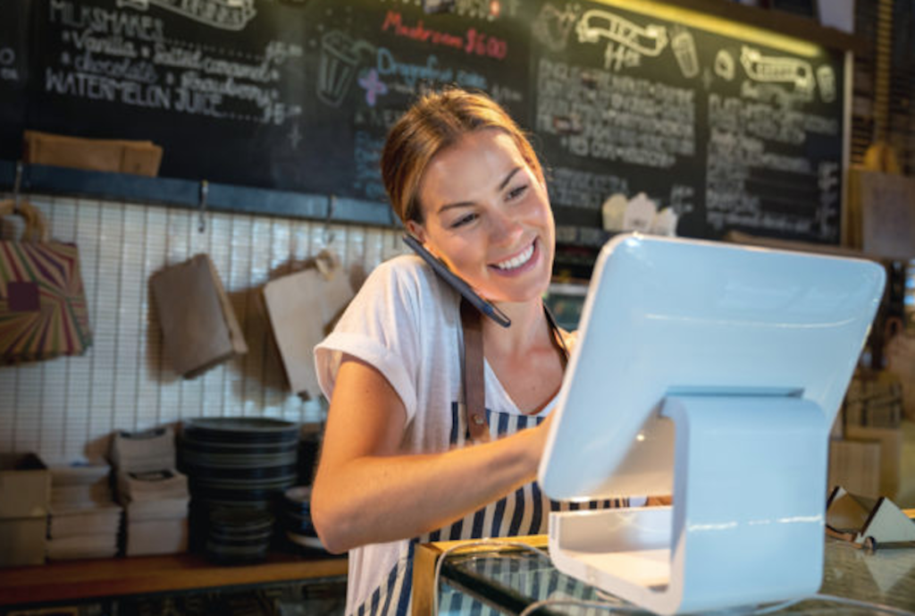 How to attract customers in your café