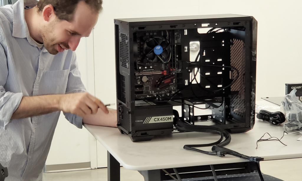 PC Specs: Which Is Better, Pre-built or Customized PC?
