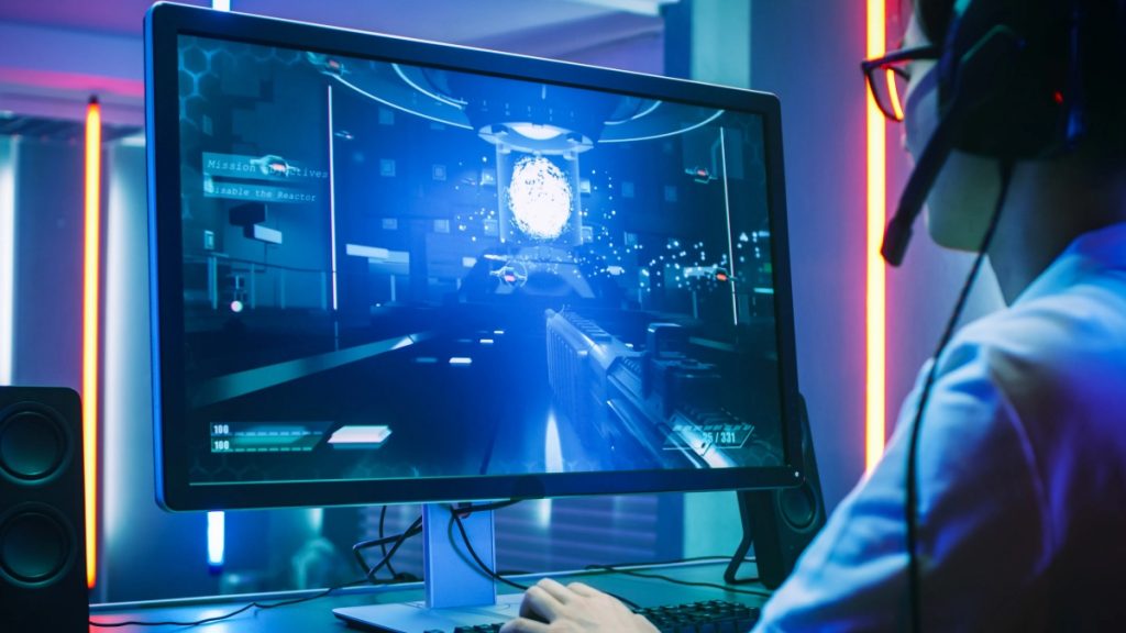 4 Gadgets to Add Extra Immersion While Playing Online Games