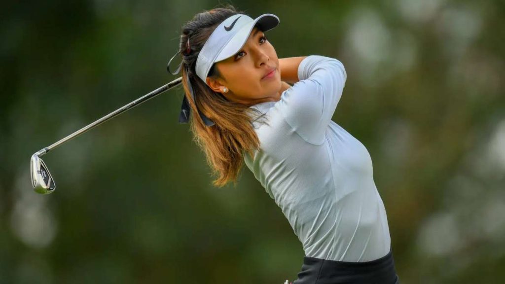 Profiles of the Top Women Golfers