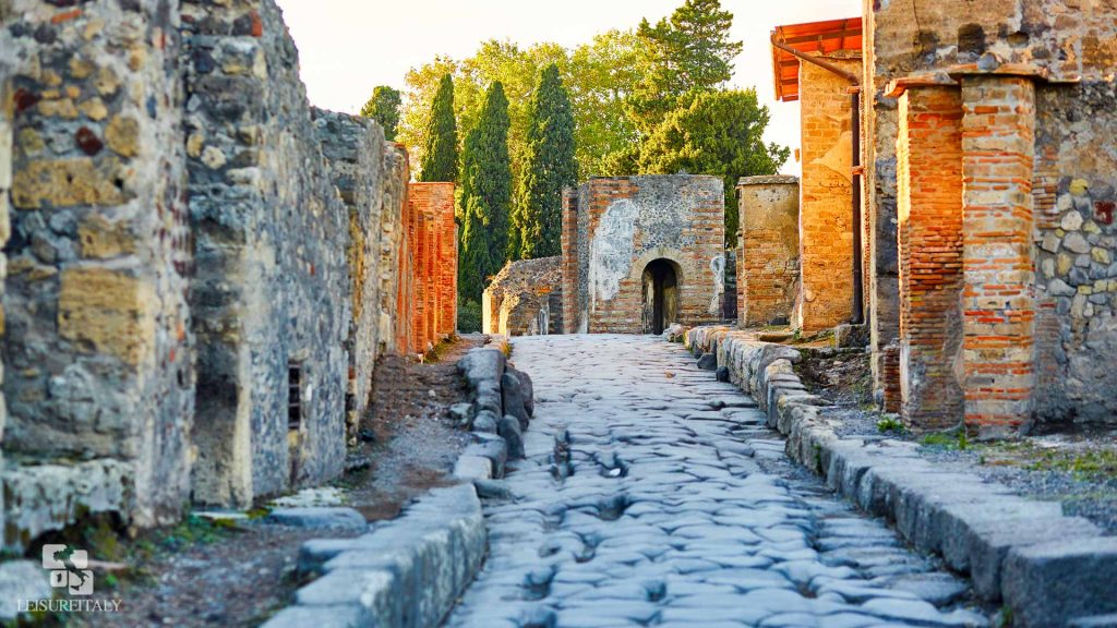 Essential Travel Tips for Visiting Pompeii Everything You Need to Know